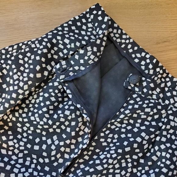 Vintage 80s Black & White Patterned Culottes - Picture 6 of 6